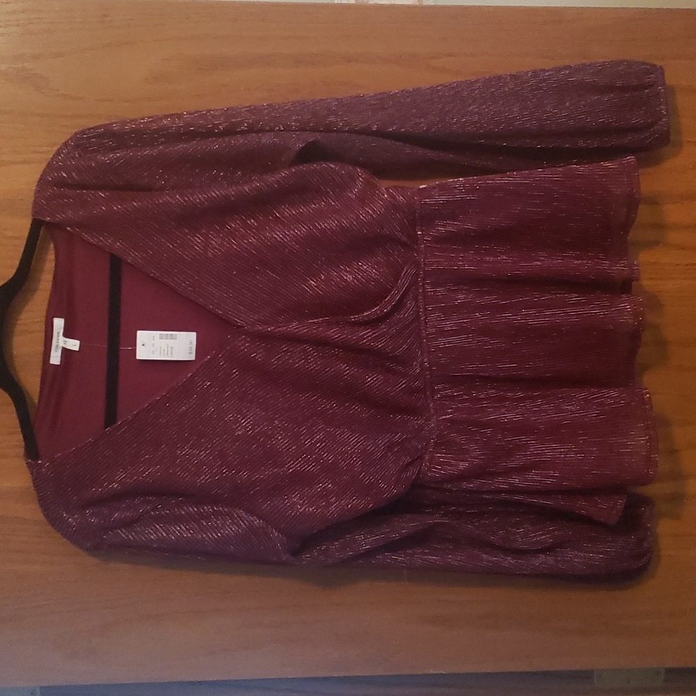 Maurices NWT Dressy Burgandy Peplum Top Large